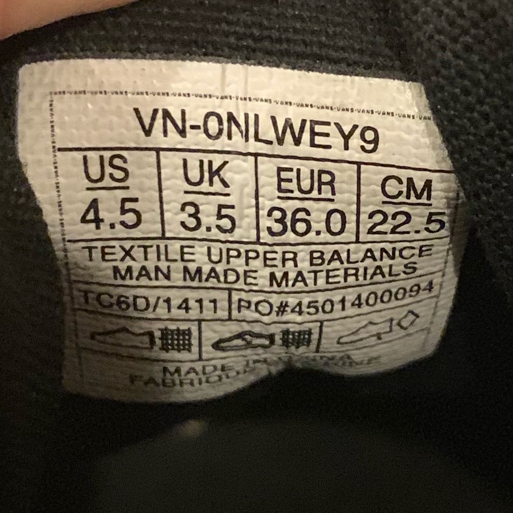 Preloved - VANS SHOES - Picture 5 of 5